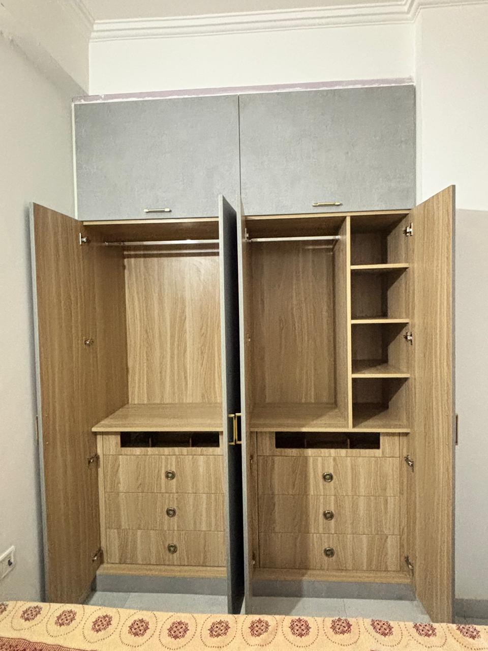 Wardrobe 27